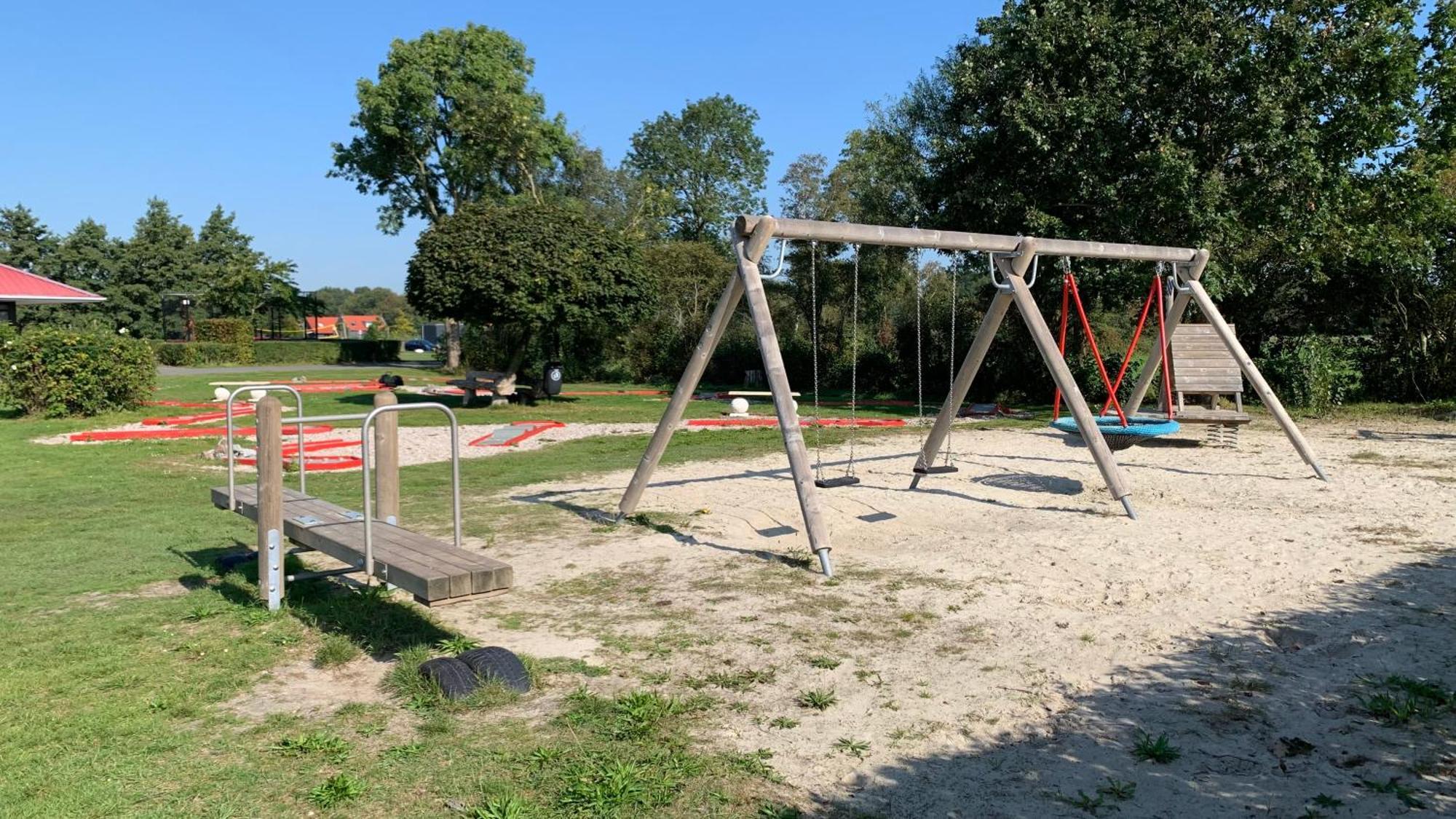 'T Paviljoenhus Bij Sneekermeer Offingawier Eksteriør bilde